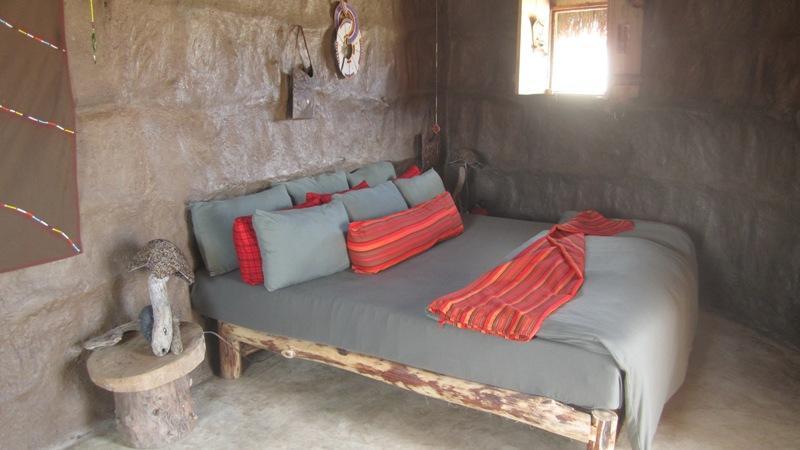 2015: Visit to Tanzania - Masai Lodge bedroom in roundhouse