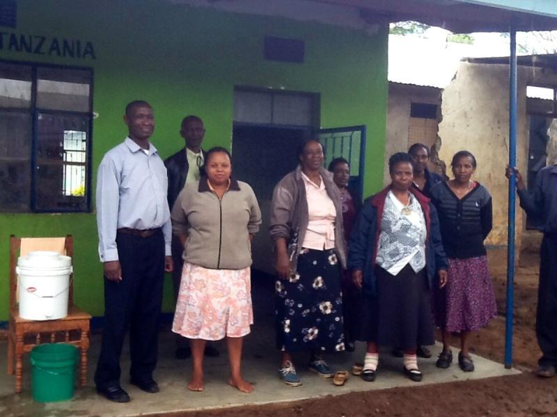 2015: Visit to Tanzania - Nkwasangare School staff