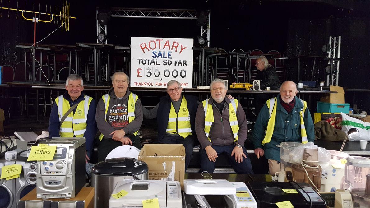 Shanklin Rotary Sale 2017 - President Steve Knight (Ctr) is amazed at the fantastic total