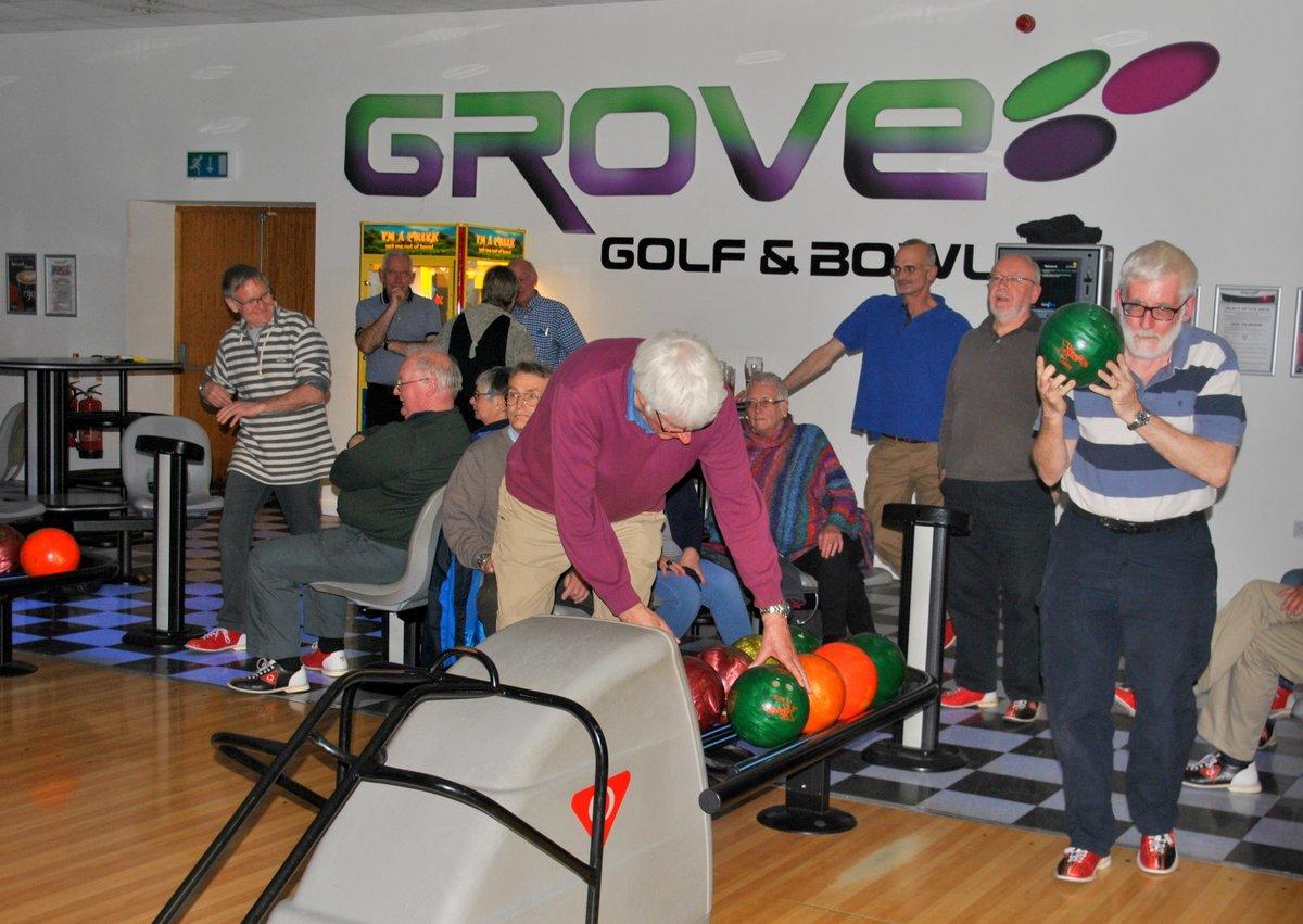 Steak and Bowls at the Grove in Leominster - Selecting balls 1