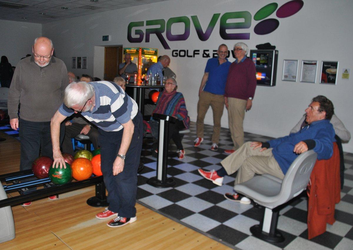 Steak and Bowls at the Grove in Leominster - Selecting balls 2