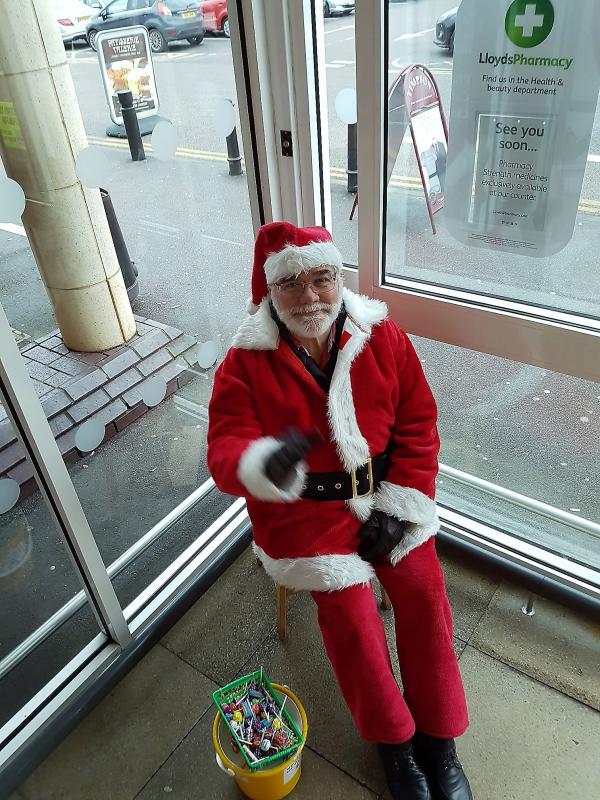 Santa's visit to  Wickford in 2017 - 