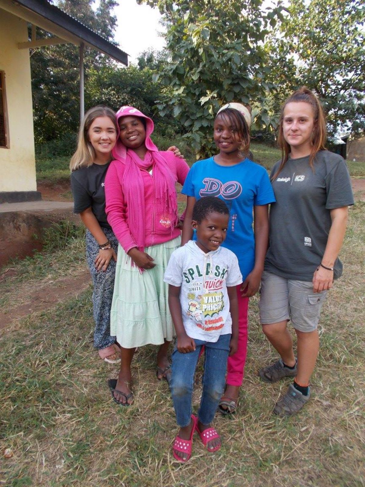 Emma Jones - awarded a Rotary Global Scholarship ! - Making new friends
