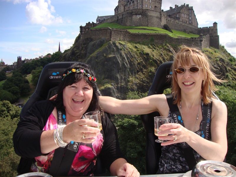 Diane & Laura Dine In The Sky at The Edinburgh Festival - 