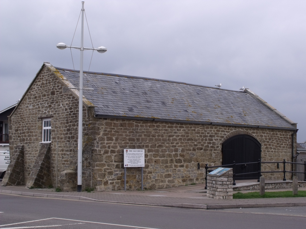 Cream Teas and maypole dancing display at the Salt House, West Bay - 