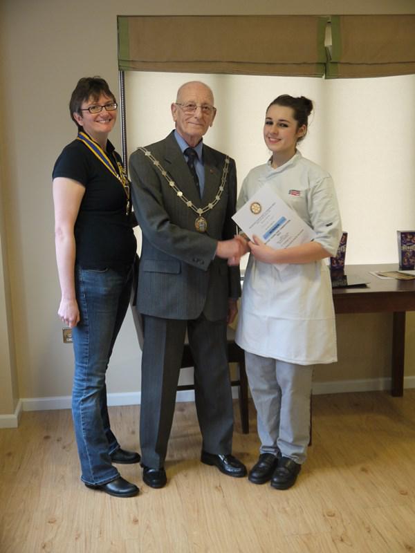 Young Chef Competition - 824 - Phoebe with the Mayor and Trina Nunn of Bury Abbey Rotary