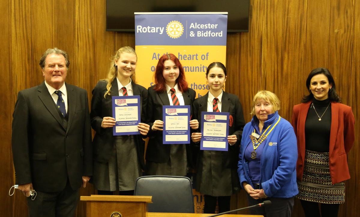 Youth competitions - Alcester Grammar School Team win the first round of Rotary District 1060 Youth Speaks Competition