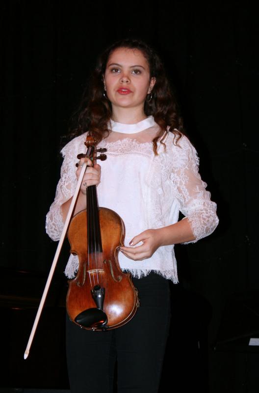 SOUTHERN COTSWOLDS ROTARY YOUNG MUSICIAN COMPETITION - Violin, Castle School.