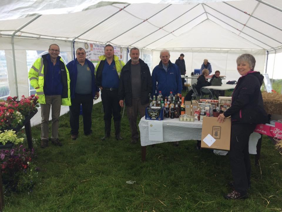 Doune and Dunblane Show - Alison Brown - the brains behind the wing commander with her morning team