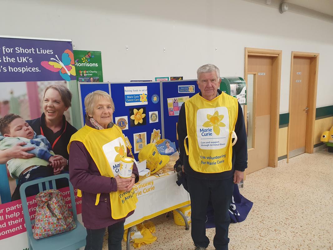 Rotary Help Fundraise for Marie Curie - 