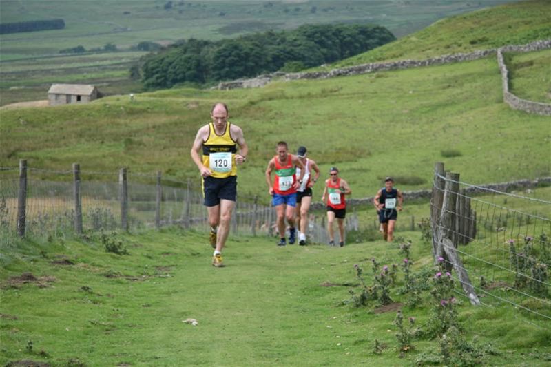 Runners on Black Hill - Herriot Run 2010 - 