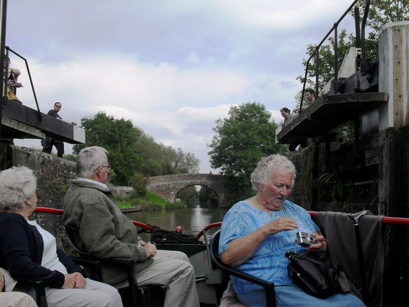Kintbury Volunteer Group  Barge Trip 2014 - 
