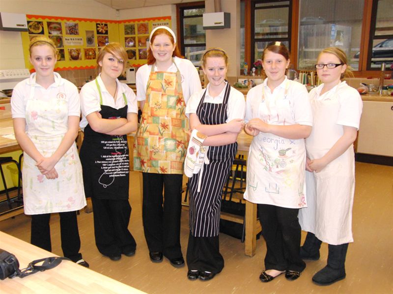 Rotary Young Chef - From left to right: Contestants Ceri Jones, Lily Costello, Caitlin Burke, Ashley Arnott, Georgia Lloyd and eventual winner Hope Robson. 

