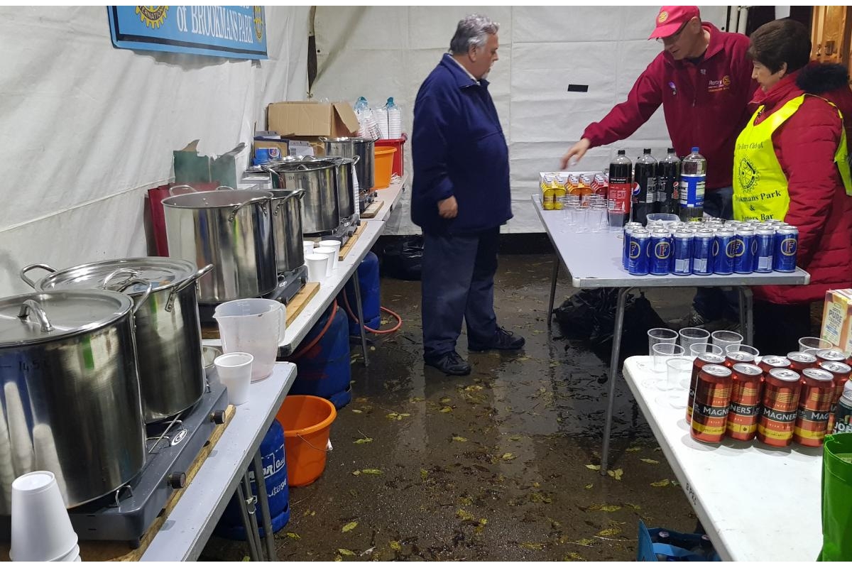 District Governor's Newsletter - December 2018 - Brewing the Mulled Wine on a particularly soggy Firework Night