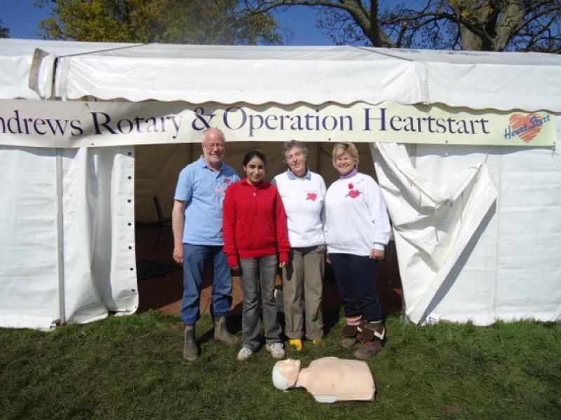 Rotaract student helps at Fife Show - DSC04654 (640x480) 1