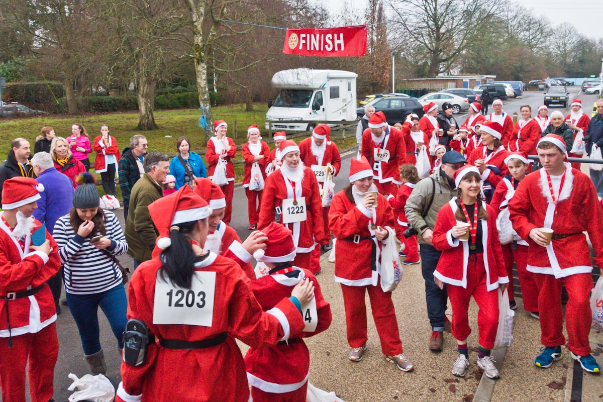 Our First Santa Fun Run - Hot drinks provided by the Scouts