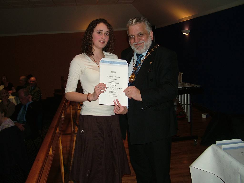 Young Musicians Competition - The Provest presenting certificates