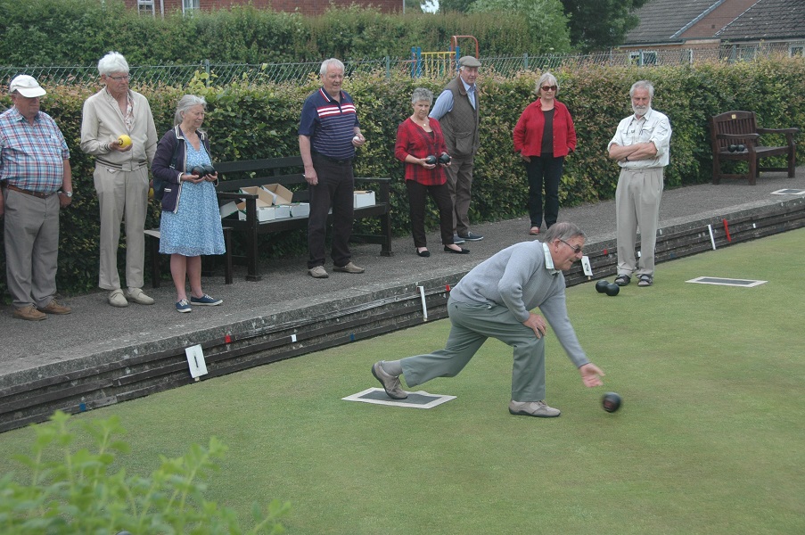 Bowls Evening, Guilsfield - Followed by meal at Kings Head - Bowls Evening, June 2018