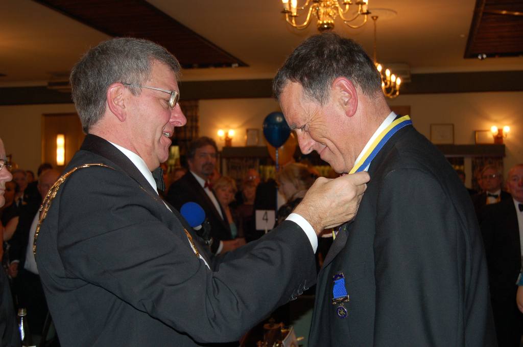 Charter Dinner 2007 - RIBI President Allan Jagger presents names Assistant Governor Ron Duxbury a Paul Harris Fellow