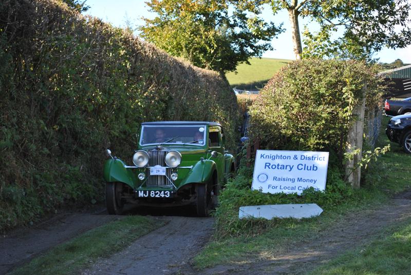 Car Rally parking for the VSCC near Whitton - Going home 4