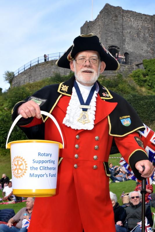 A busy week for Clitheroe Rotarians and friends.... - 