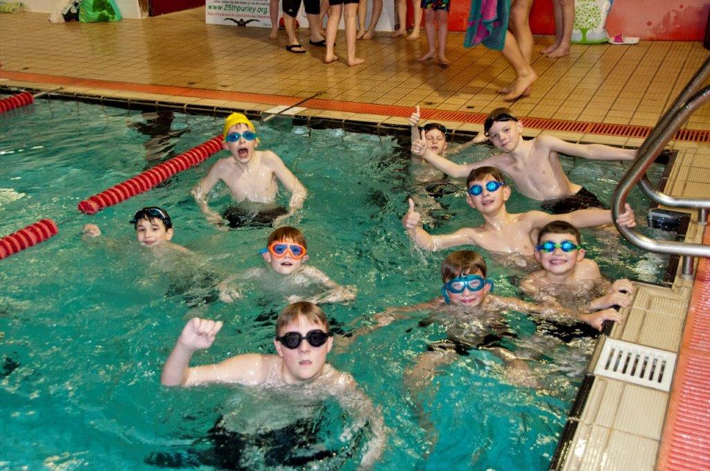 Purley Swimathon 2017 - Pictures - Milling around - no treading water, raring to go again ...