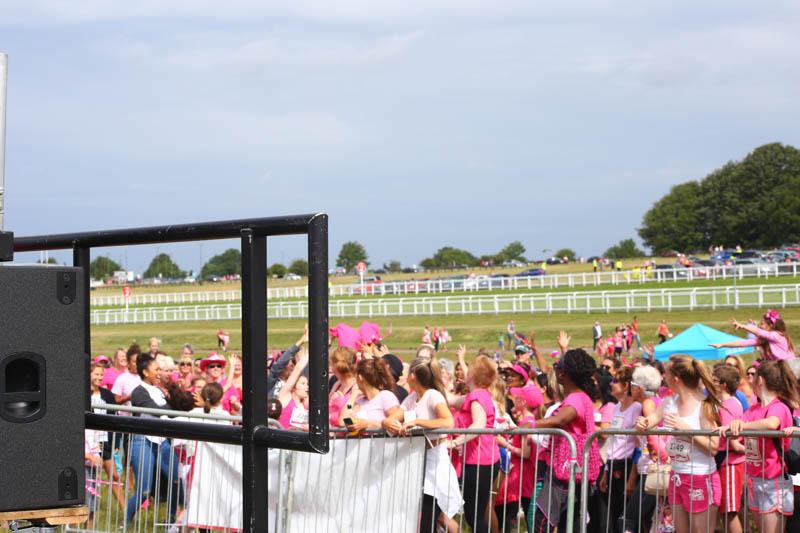 Race for Life 2015 raise Â£256,000 - Epsom-5184