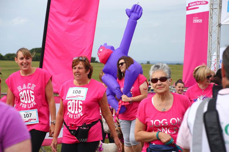Race for Life 2015 raise Â£256,000 - Epsom-5287