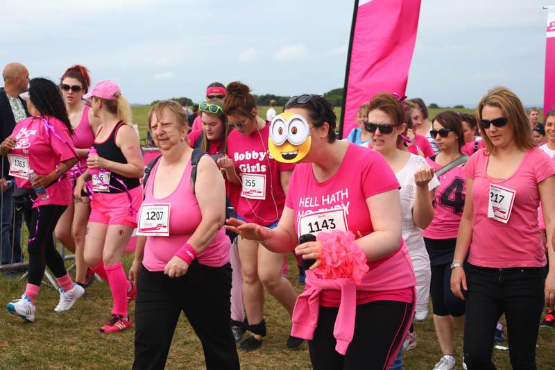 Race for Life 2015 raise Â£256,000 - Epsom-5297