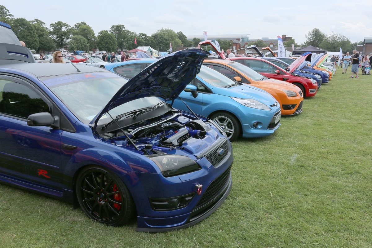 Doncaster Classic Car and Bike Show 2017 - Fast Fords