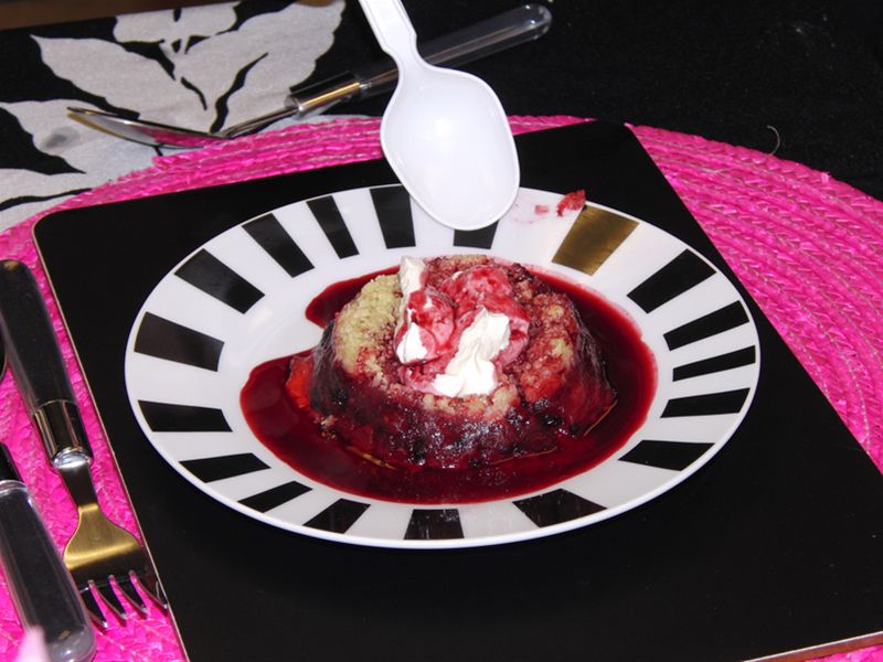 Rotary Young Chef - Hope's dessert - apple and balckberry crumble with blackberry coulis