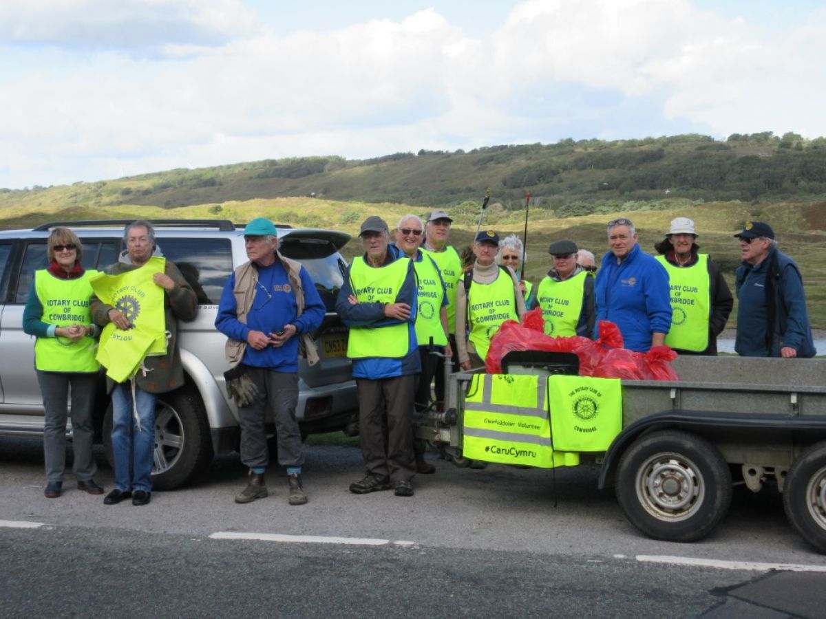 Litter pick at Ogmore - 