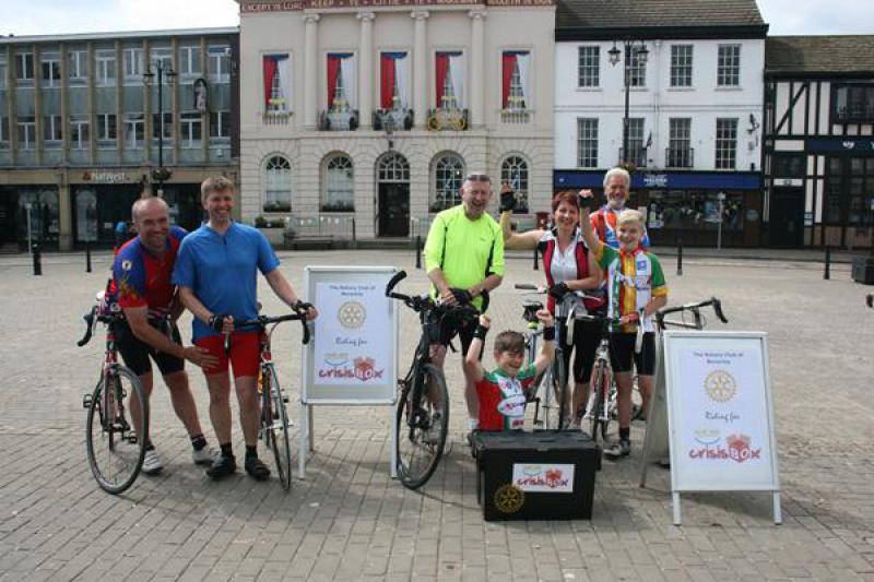Beverley Rotary Club - Riding for Crisis Box - 22 June 2014 - IMG 5251 (Copy)