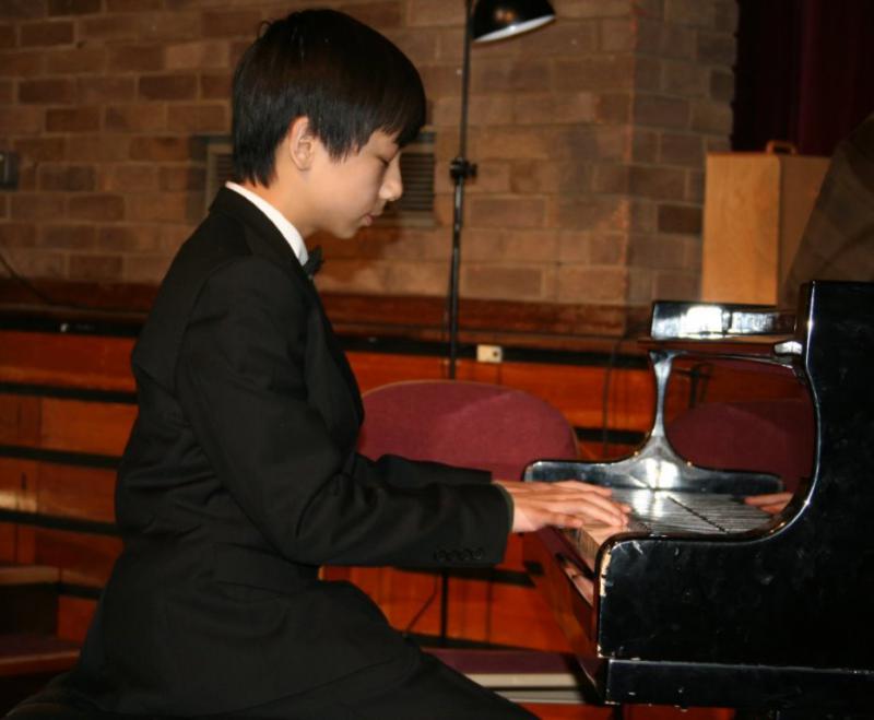 South Cotswolds Rotary Young Musician Competition 2014 Finals - Man Ho Hui