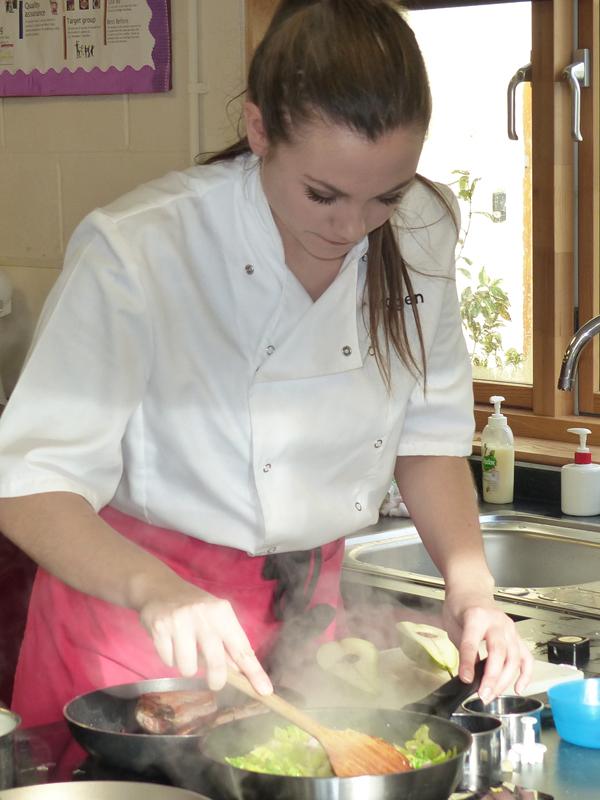 Young Chef 2016 - Imogen-cooking-800x600