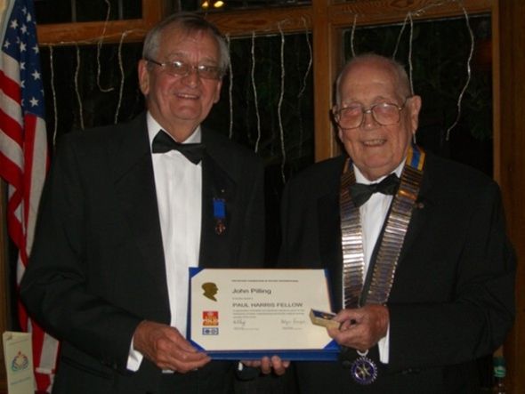 PRESIDENT'S NIGHT 2011 - Club secretary Rtn John Pilling received his Paul Harris Fellowship from the president
