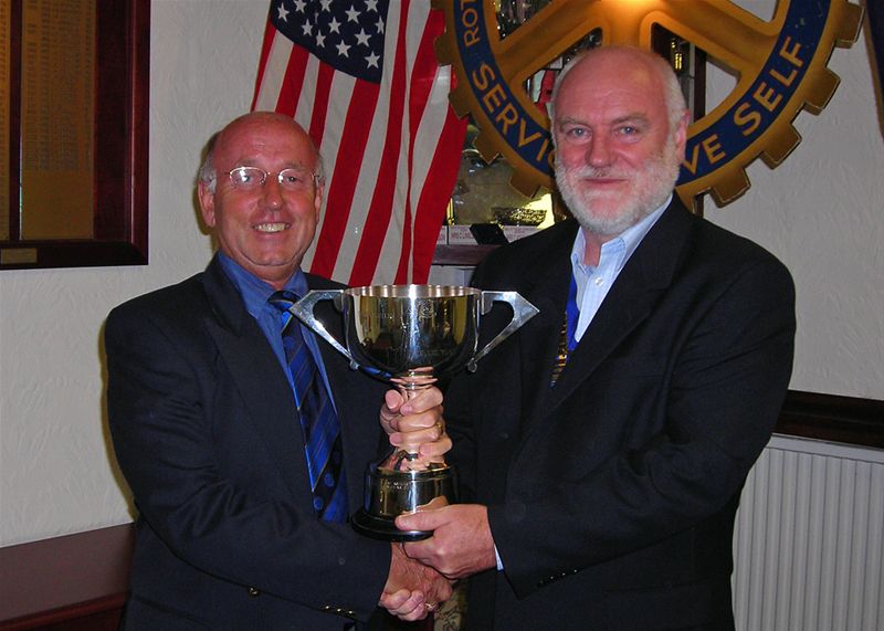 Club Assembly 2009 - David Harlow receives the Lamplighter of the Year award.