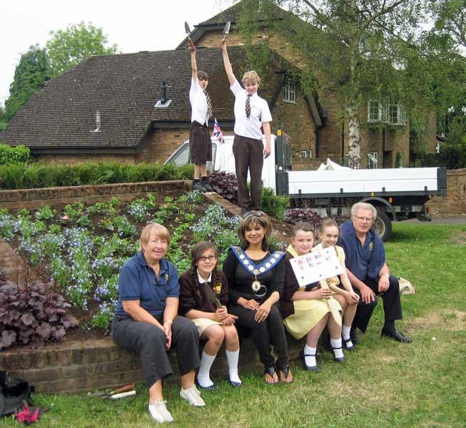 25-31 May 2012 - The 4 winning flowerbed designs are planted - The flowerbed designed by Our Lady's School.