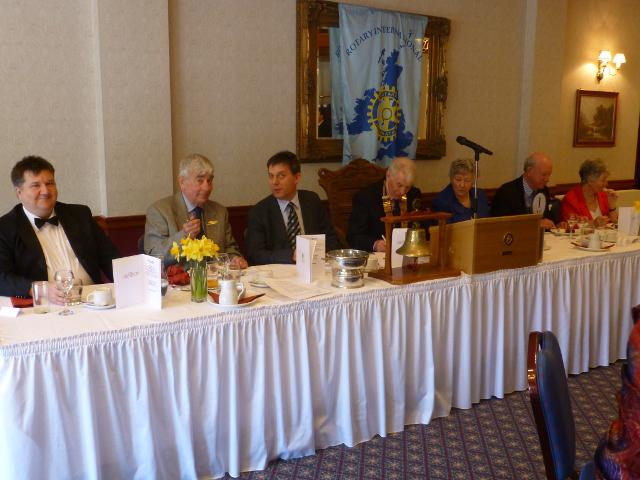 Guest Lunch - Top Table