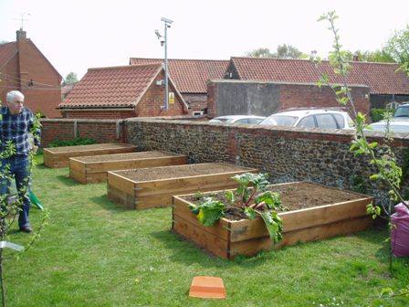 A new raised garden for Pott Row First School - 