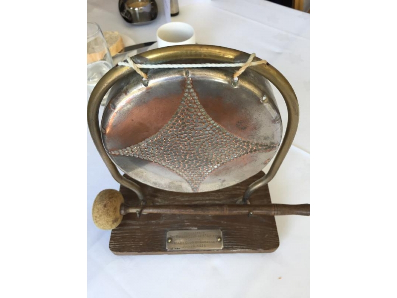 Visit of Rotary Club de St Brieuc (3 May 2017) - Gong presented to the Rotary Club de St Brieuc by the Rotary Club of Guernsey on 20 July 1929.