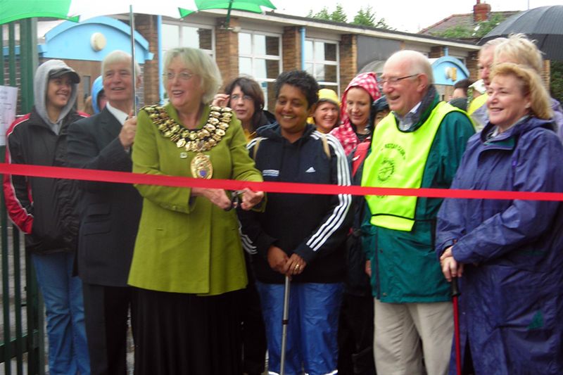 Stockport Charity Walk - The ribbon is cut......