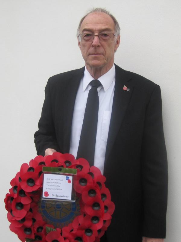 Remembrance Sunday 2016 - President David brings the wreath