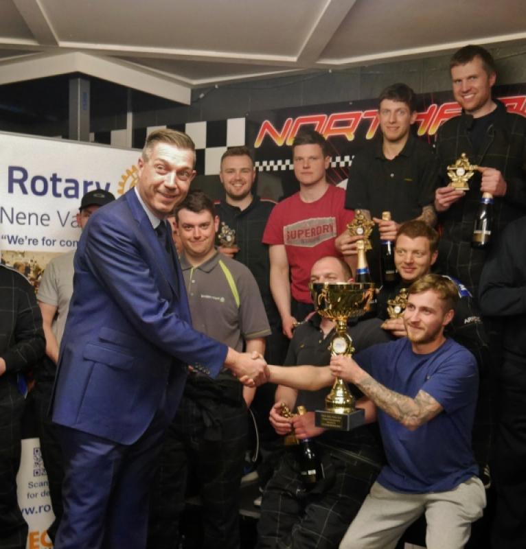 RoKart 2016 - Mark Hurley presenting trophy to winning team MPS