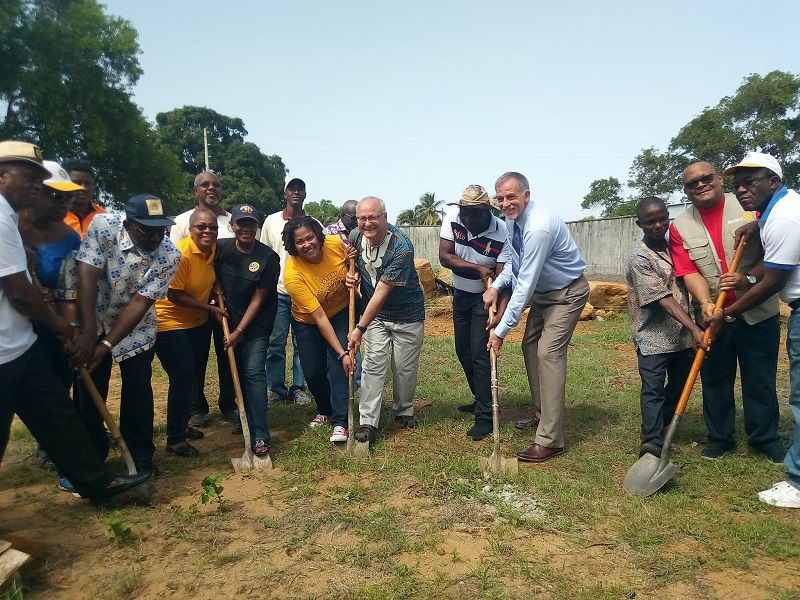 Ebola Treatment and Prevention - Rotary Club of Monrovia officials join with the hospital team to house a much needed medical oxygen plant, supported by another Global Grant.