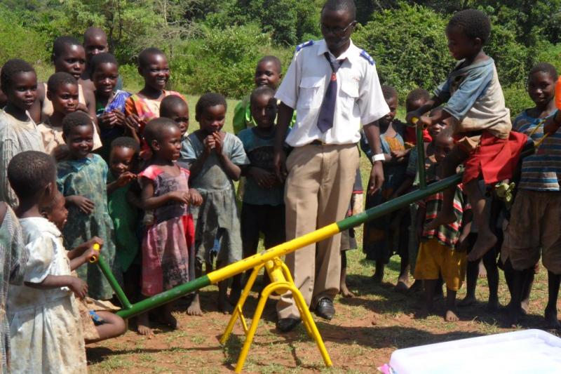 fund pre-school equipment for young children in Chibweya, Malawi - SAM 1057
