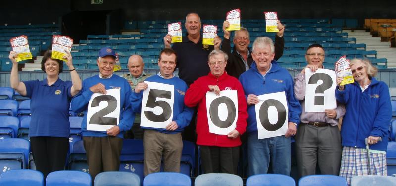 World's Biggest Quiz - at Southend United's Ground  - Picture courtesy of Southend Yellow Advertiser