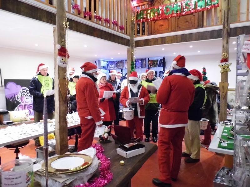 Singing Santas - December 2014 - Santas38 20 Dec 2014