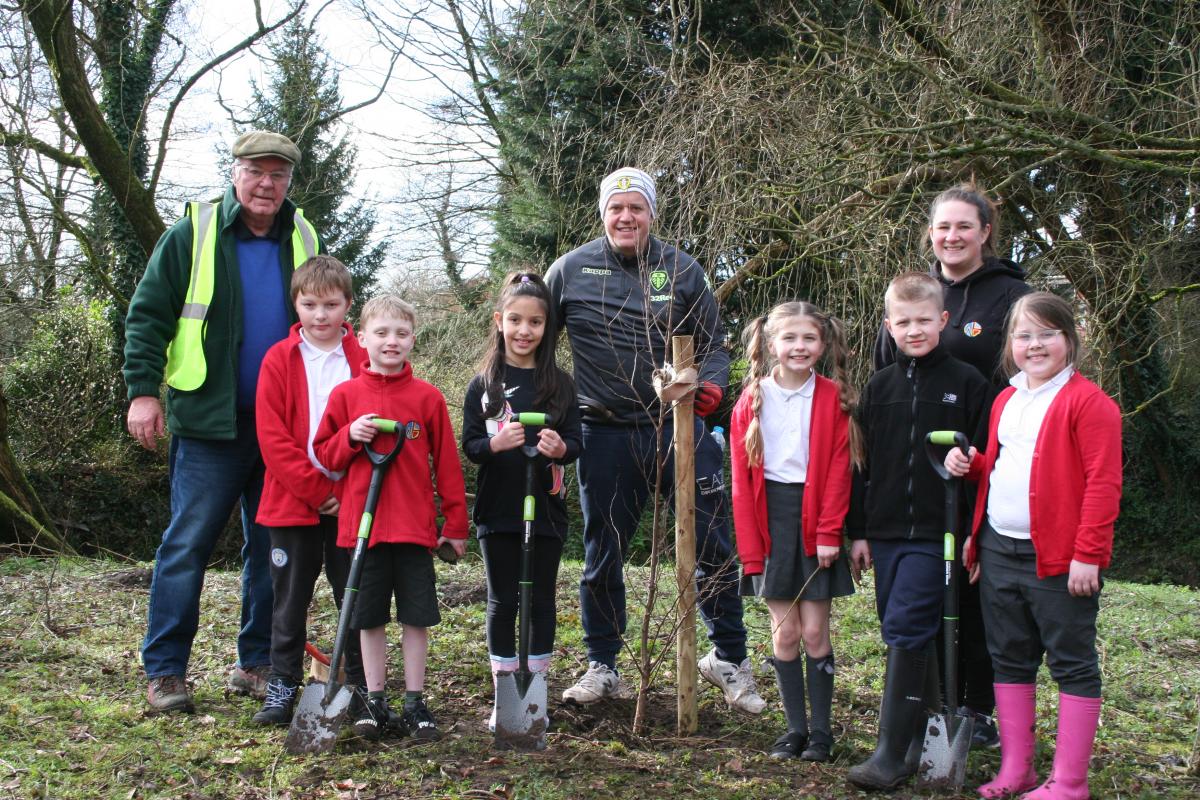 Community Tree Planting - Ready for Action