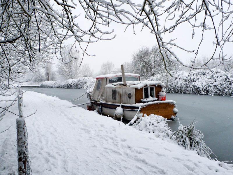 Around and about Hungerford - Boat in The Snow at Hungerford